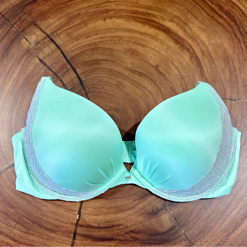 Victoria’s Secret Plunge Mint Green Lace Trim Bra